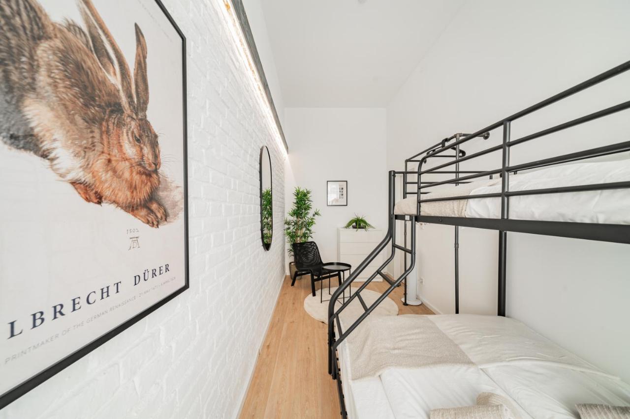 Chic Central City Rooms By Home2 Wien Eksteriør bilde