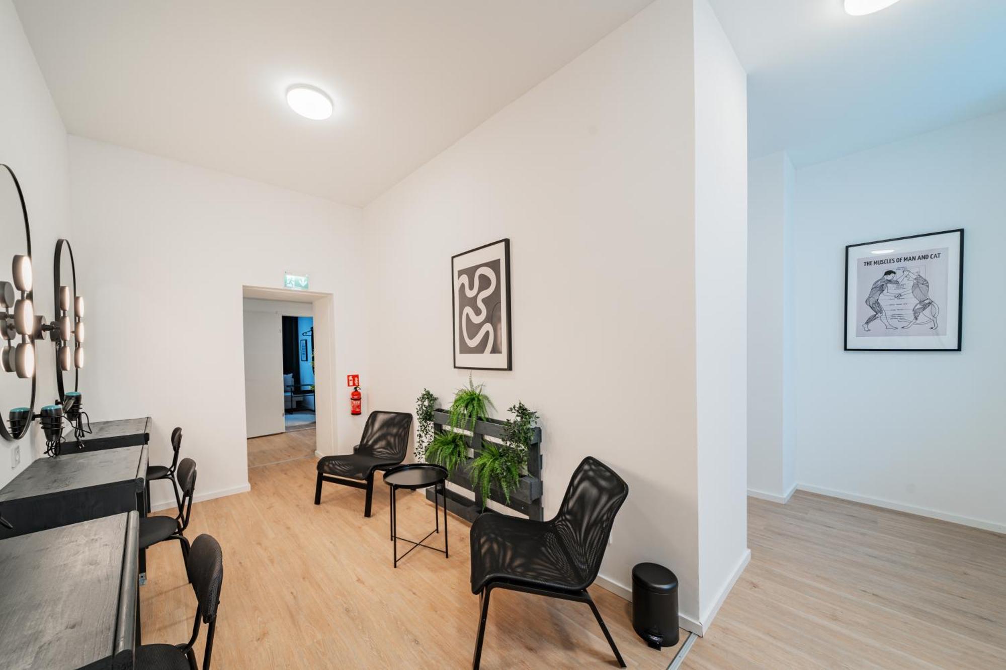 Chic Central City Rooms By Home2 Wien Eksteriør bilde
