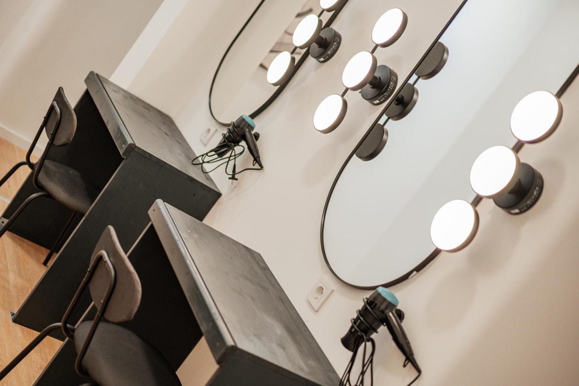 Chic Central City Rooms By Home2 Wien Eksteriør bilde
